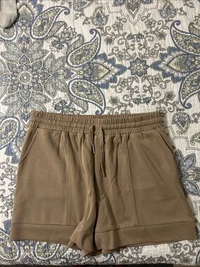Casual Women's Drawstring Shorts in Tan